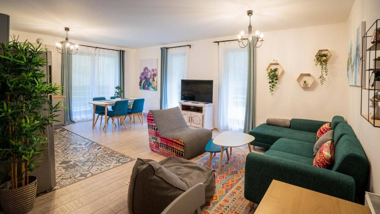 פויאנה ברשוב Family Treez Premium Apartments מראה חיצוני תמונה