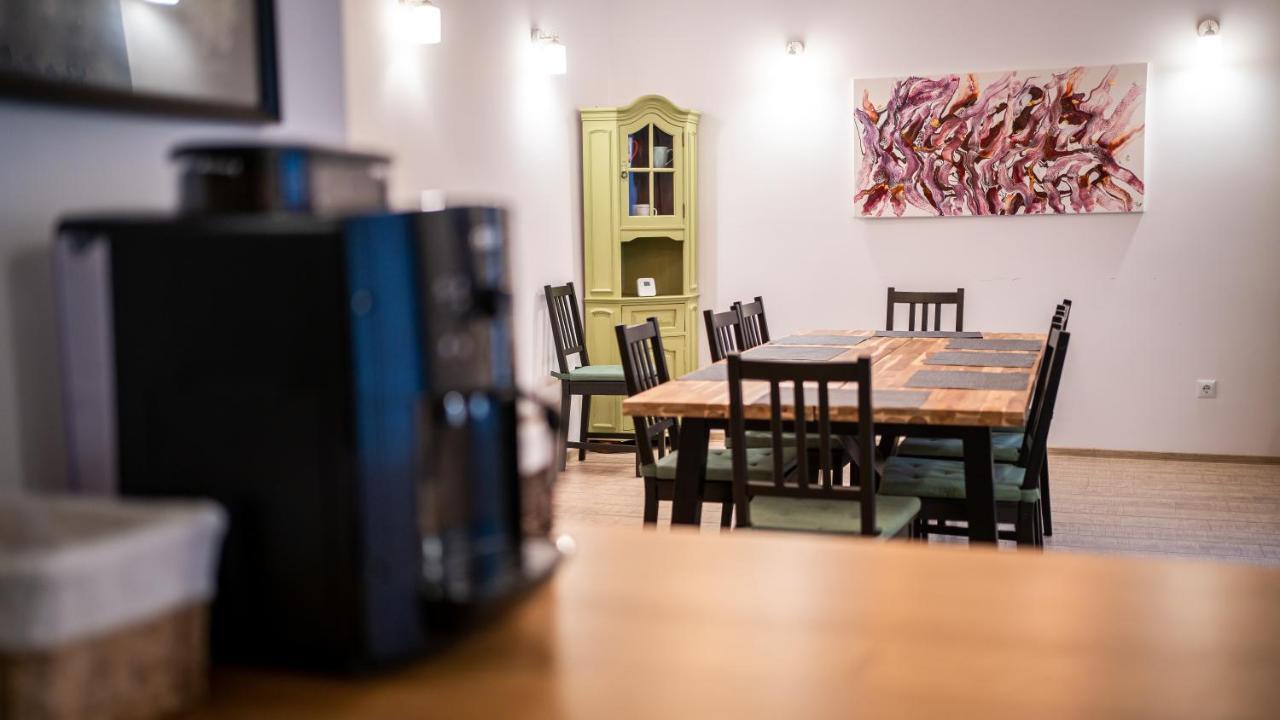 פויאנה ברשוב Family Treez Premium Apartments מראה חיצוני תמונה