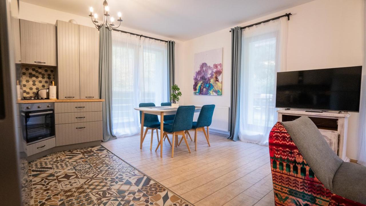 פויאנה ברשוב Family Treez Premium Apartments מראה חיצוני תמונה