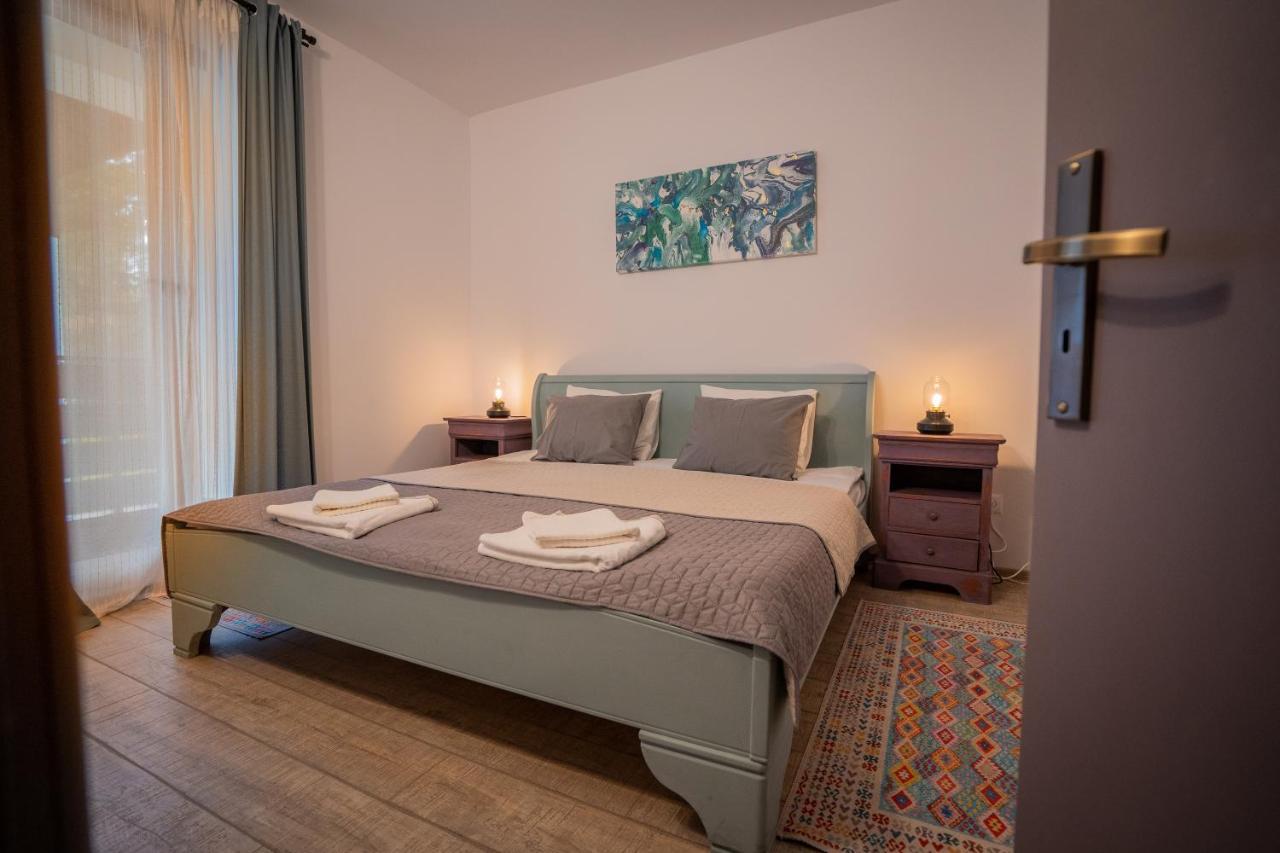 פויאנה ברשוב Family Treez Premium Apartments מראה חיצוני תמונה