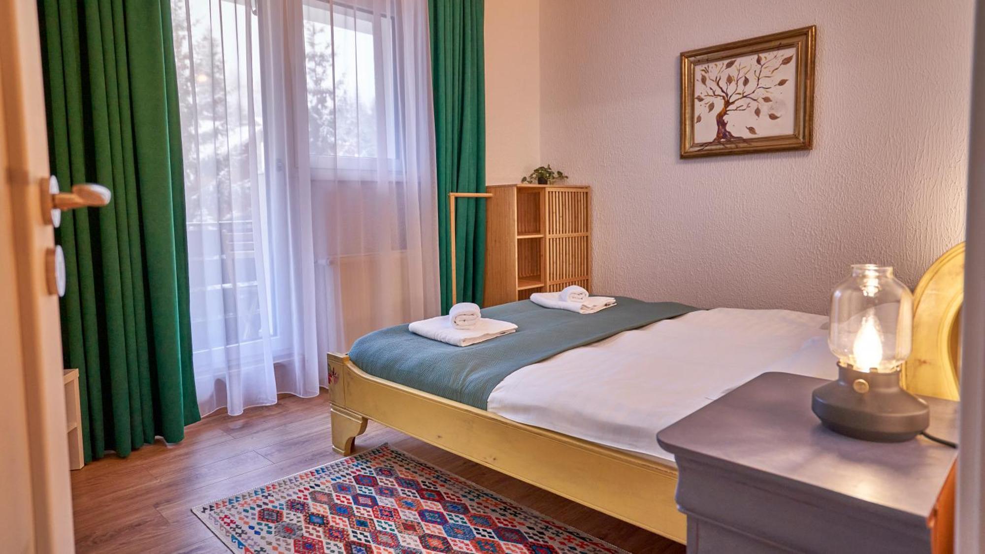 פויאנה ברשוב Family Treez Premium Apartments מראה חיצוני תמונה
