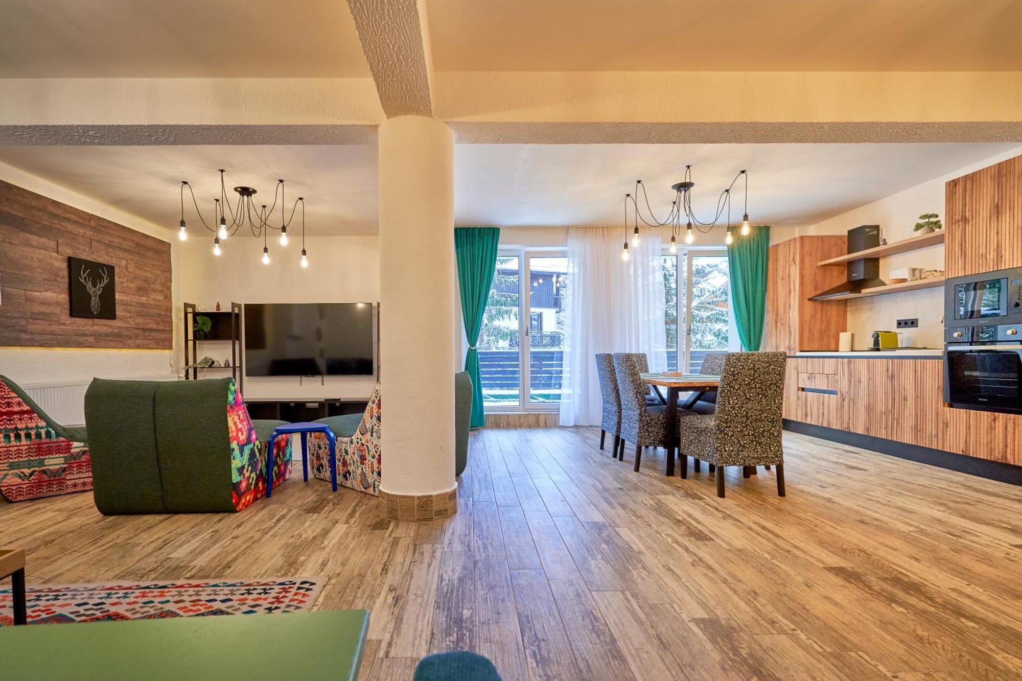 פויאנה ברשוב Family Treez Premium Apartments מראה חיצוני תמונה